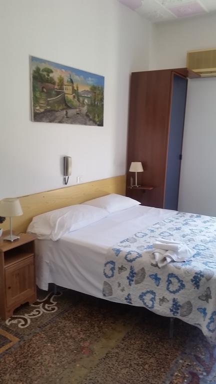 Hotel Guesthouse Massena Genoa Ngoại thất bức ảnh
